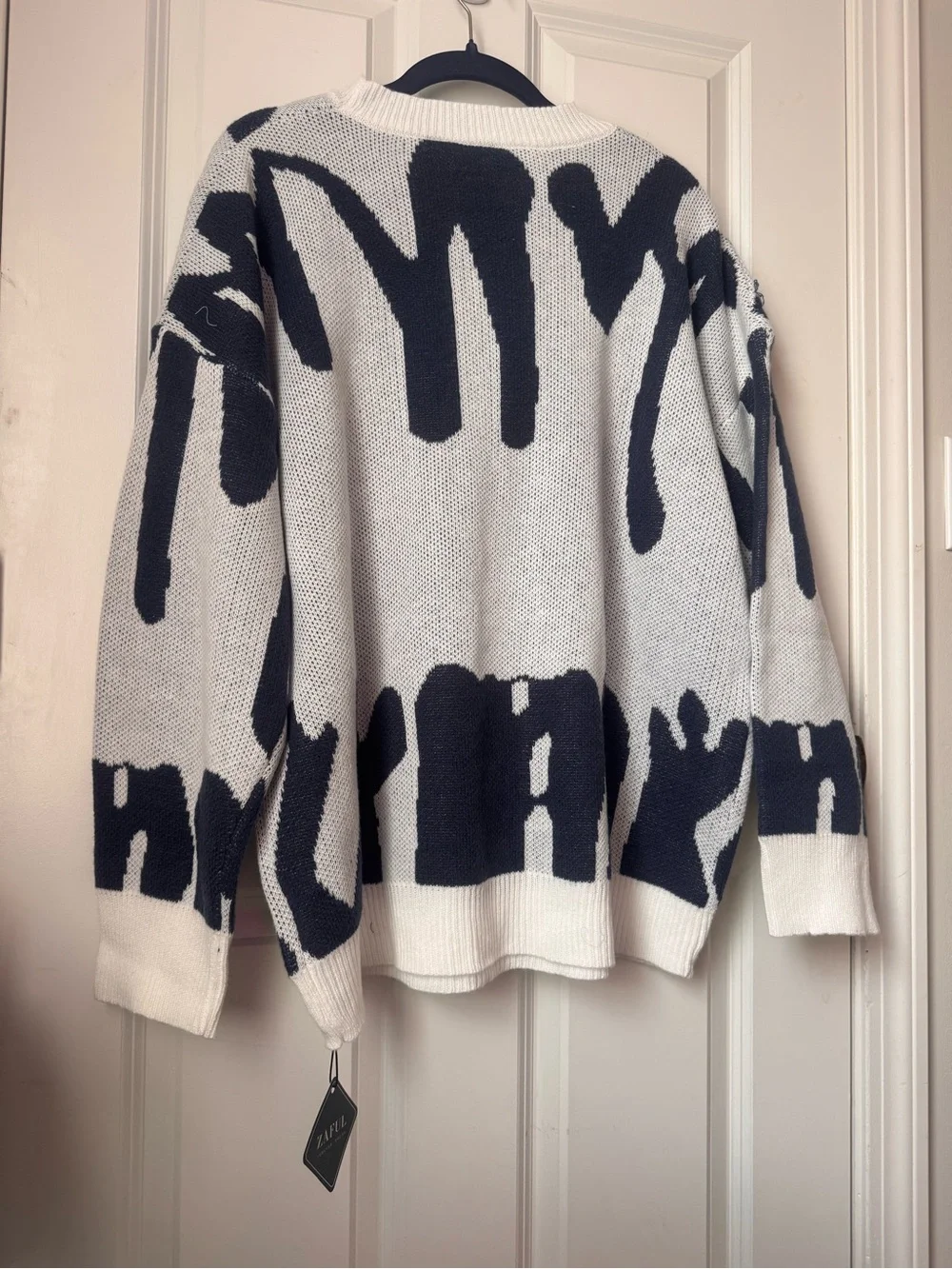 ZAFUL Men's Oversized Sweater Y2K Aesthetic Flame Crewneck